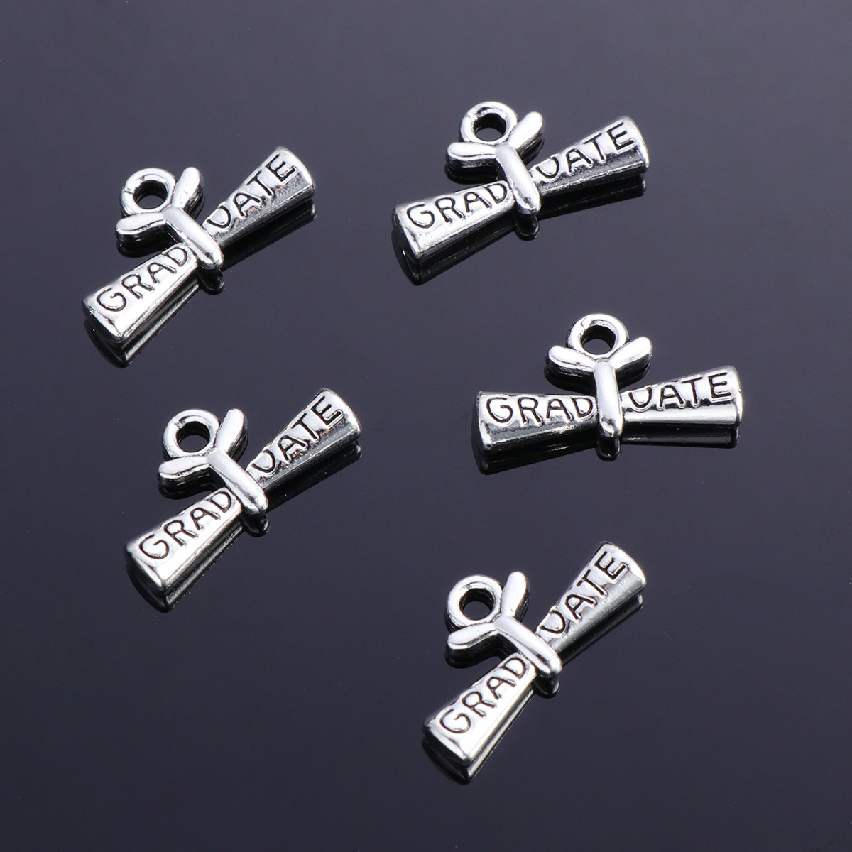 20Pcs Graduation Pendant Mini  - Jewelry Making Diploma recension och pris