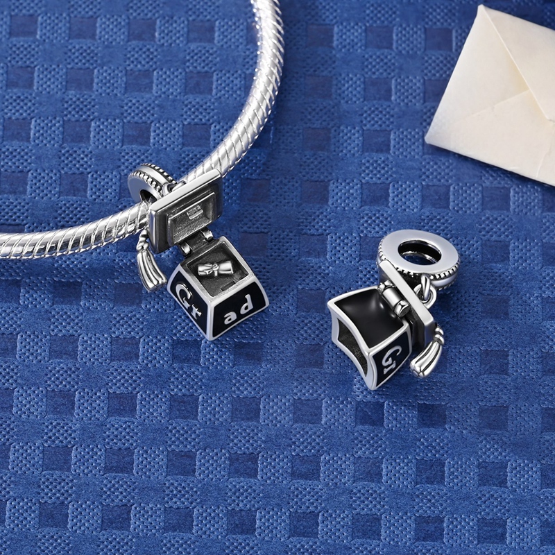 Grad Cap Charms 925 Sterling S - Jewelry Making Diploma recension och pris