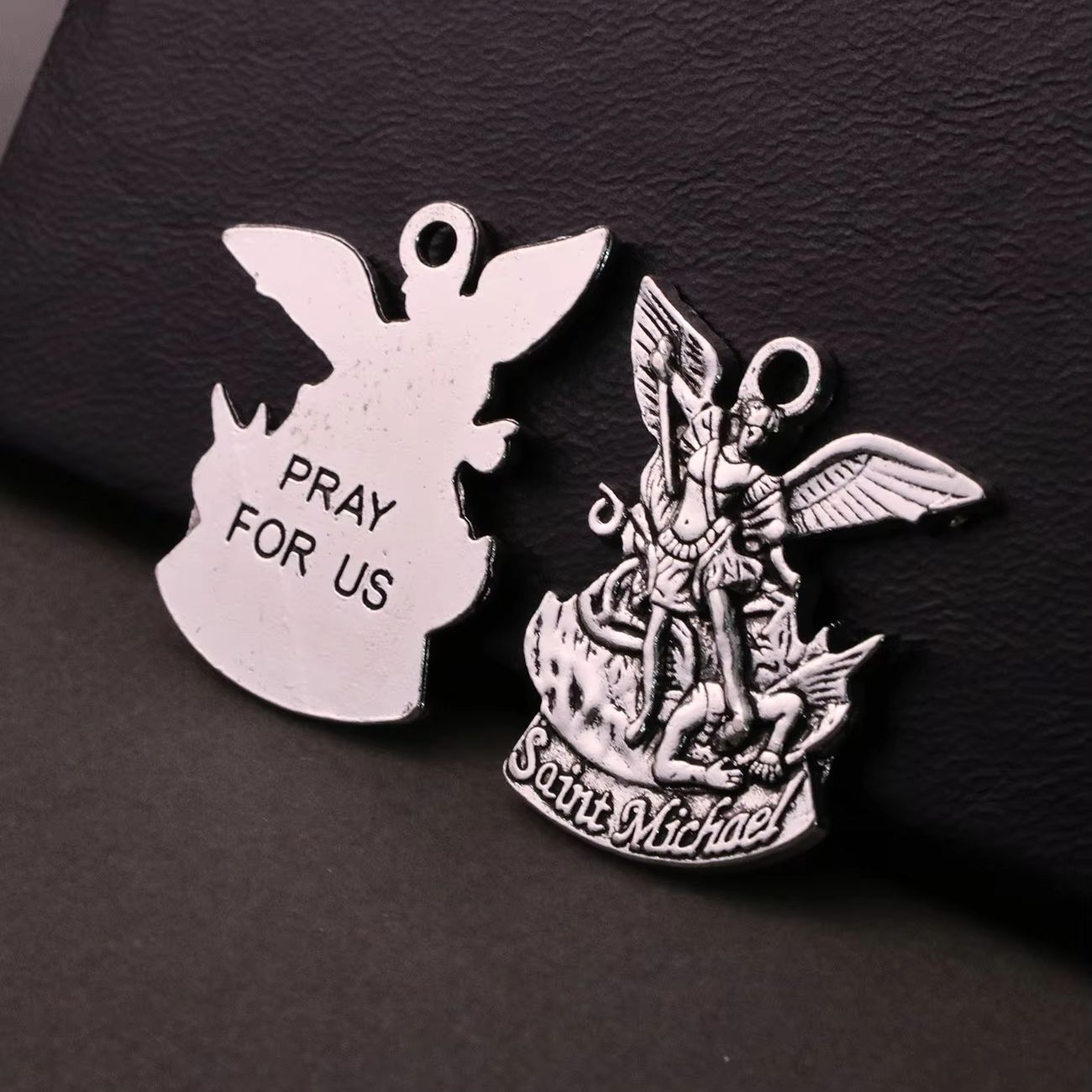 5Pcs The Archangel St.Michael  - Jewelry Making Michaels recension och pris