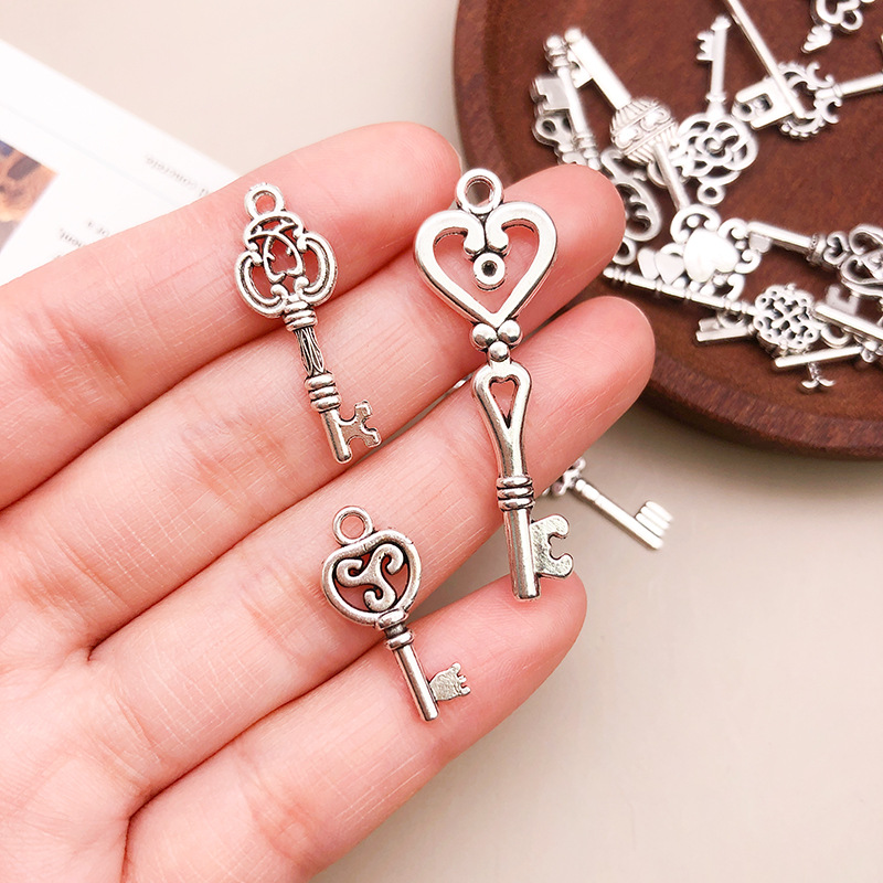 50g/pack Key Charms Bracelets  - Jewelry Making Business recension och pris
