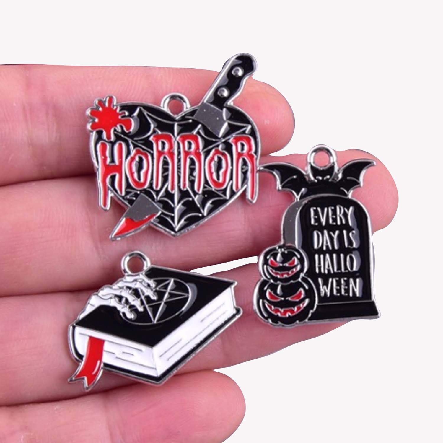 6/10pcs Horror Halloween Decor - Jewelry Making Guide Book recension och pris