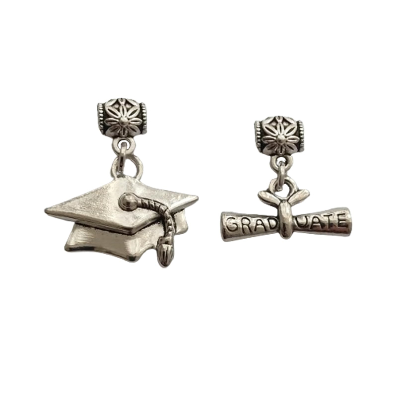 Graduation Hat Charms, Diploma - Jewelry Making Diploma recension och pris